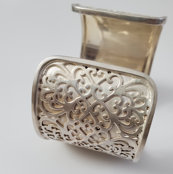Silpada Sterling Silver 925 Wide Intricately Carved Cuff Bracelet - Picture 7 of 9